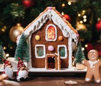 Celebrate Three Kings Day: Make a Gingerbread House with Yvette Jimenez