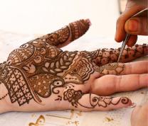 Henna Hand Painting Designs For You image
